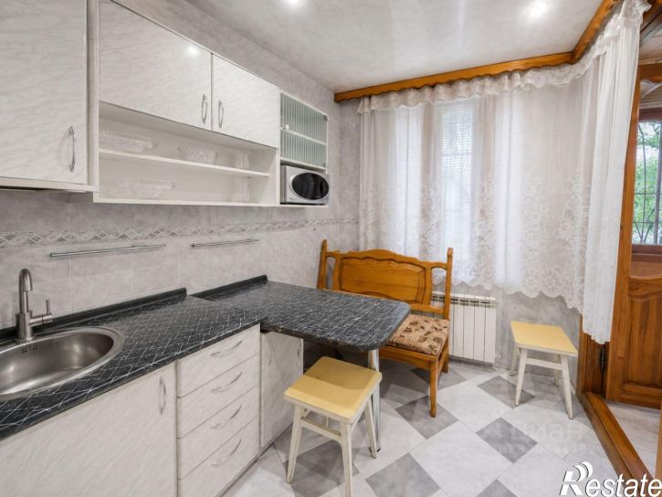 3-комн квартира проспект Генерала Острякова, 228,  д. 228