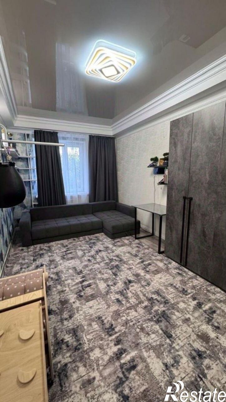 3-комн квартира Симферополь г., Центральный