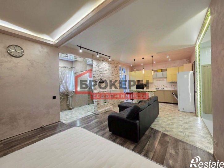 2-комн квартира ул Тарутинская, 60,  д. 60