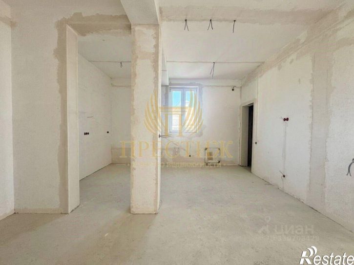 3-комн квартира улица Авроры, 48,  д. 48