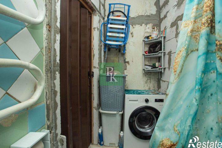 2-комн квартира улица Маршала Крылова, 13,  д. 13