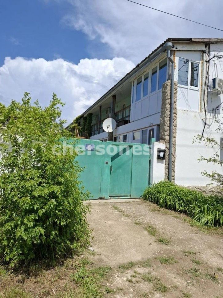 Студия Новосёловская улица, д.13