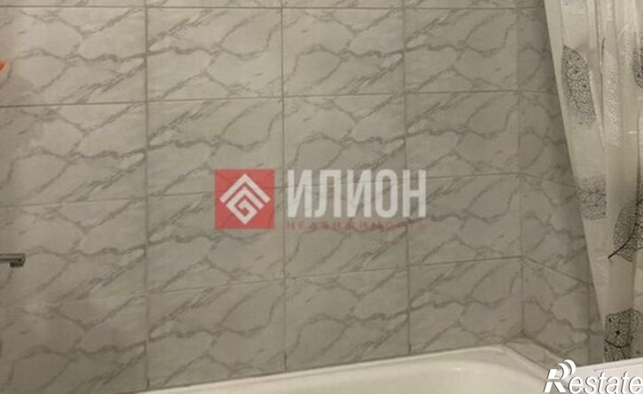 3-комн квартира ул Макаренко, 8,  д. 8