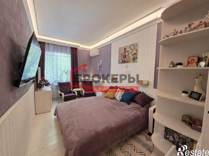 3-комн квартира Умрихина улица, 12,  д. 12