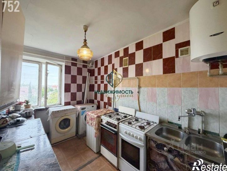 4-комн квартира ул Героев Севастополя, 21,  д. 21