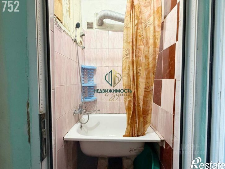 4-комн квартира ул Героев Севастополя, 21,  д. 21