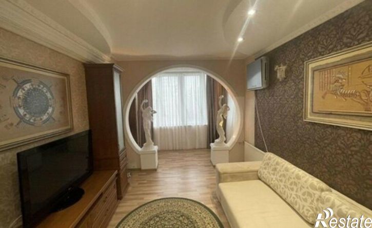 4-комн квартира Симферополь, Гурзуфская улица, 8