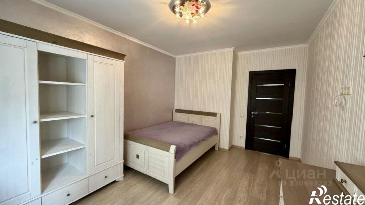 3-комн квартира Симферополь г., Киевский