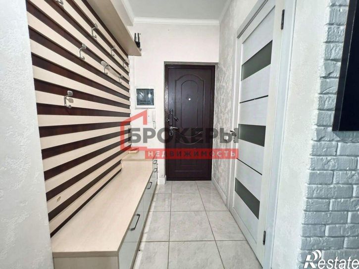 2-комн квартира пр-кт Генерала Острякова, 244 7,  д. 244 7,  к. 7
