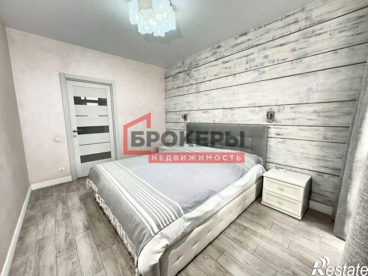 2-комн квартира пр-кт Генерала Острякова, 244 7,  д. 244 7,  к. 7