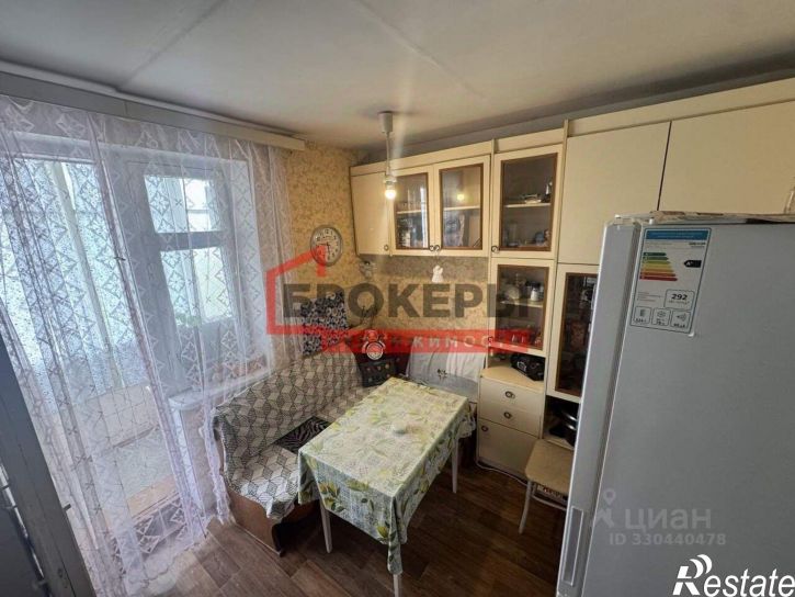 3-комн квартира ул Генерала Хрюкина, 10,  д. 10