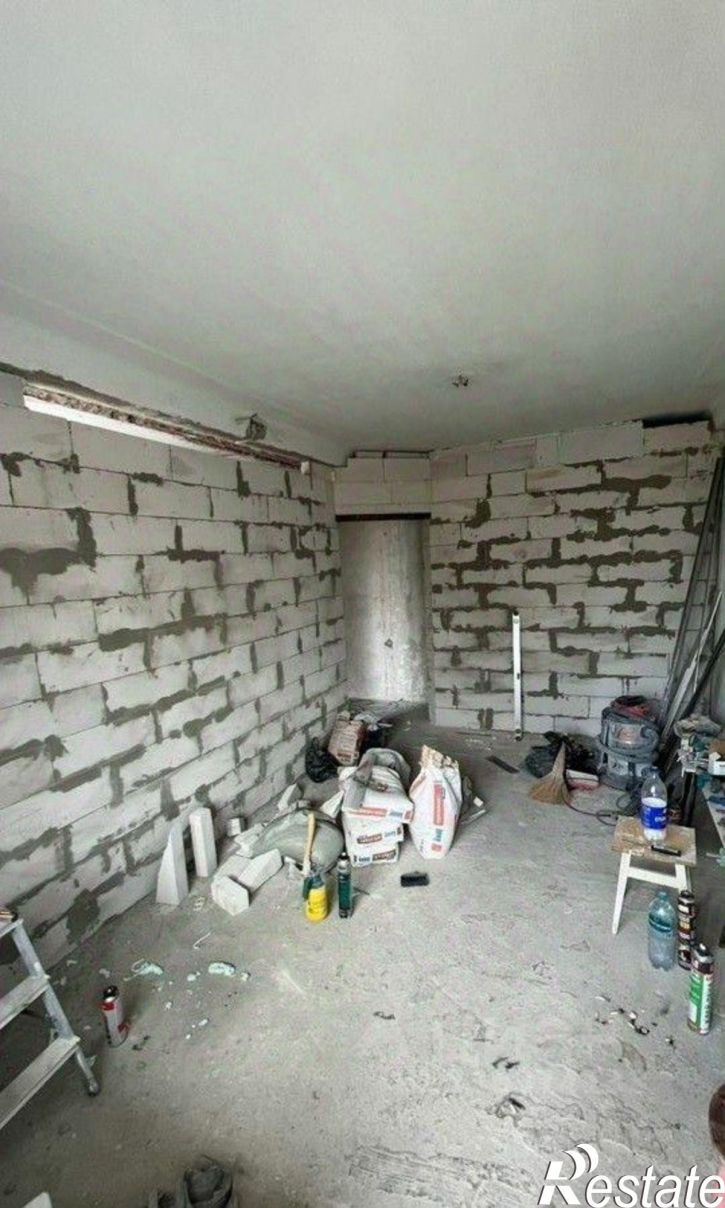 2-комн квартира пр-кт Героев Сталинграда, 24а,  д. 24а