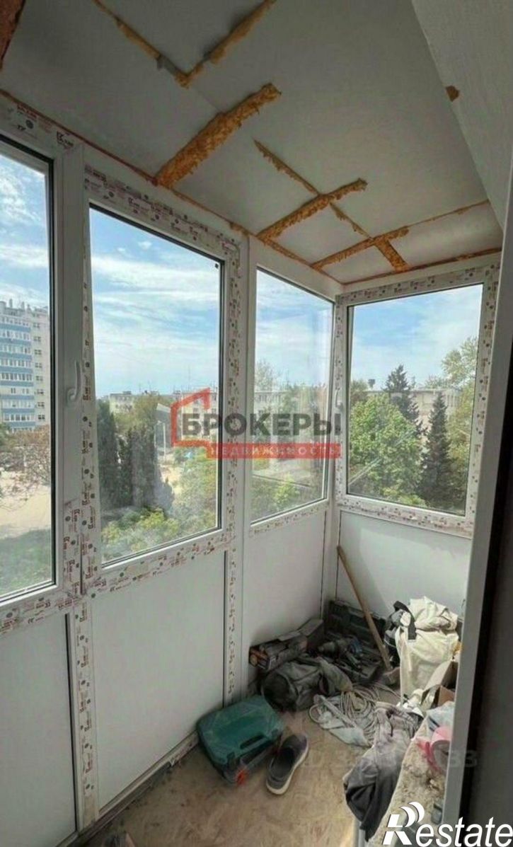 2-комн квартира пр-кт Героев Сталинграда, 24а,  д. 24а