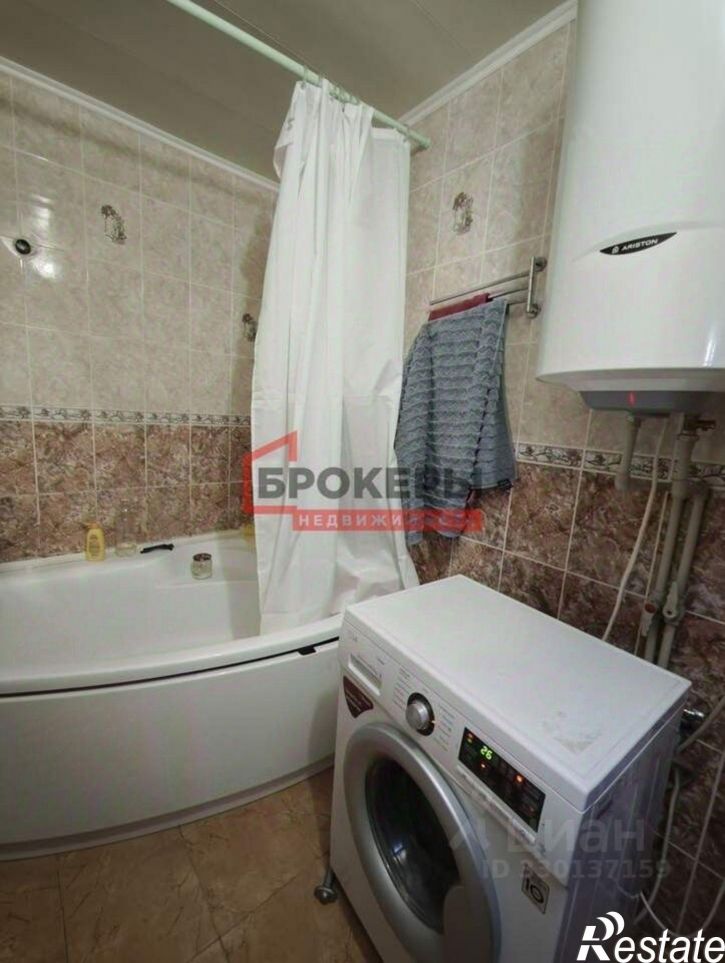 2-комн квартира ул Комбрига Потапова, 25,  д. 25