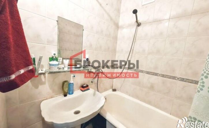 2-комн квартира улица Кулакова, 61,  д. 61
