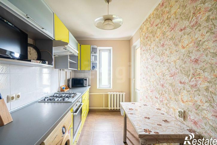 2-комн квартира ул Генерала Мельника, 9,  д. 9