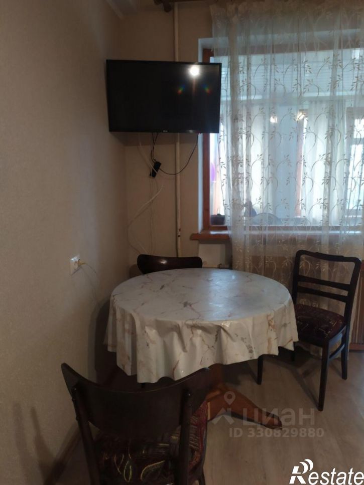 1-комн квартира ул Глухова, 3,  д. 3