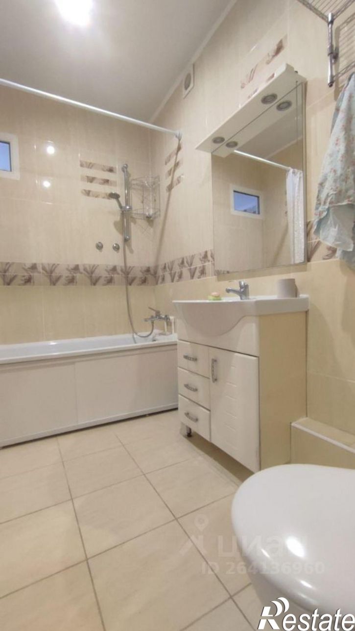 2-комн квартира улица Молодых Строителей, 32,  д. 32