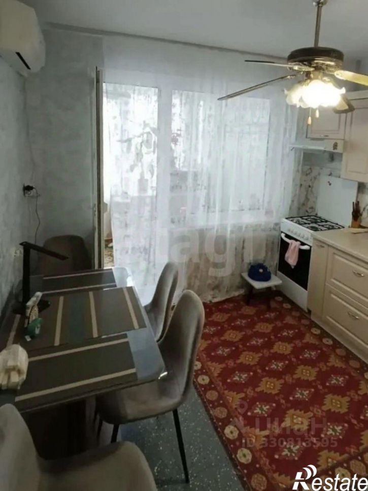 2-комн квартира улица Космонавтов, 20,  д. 20
