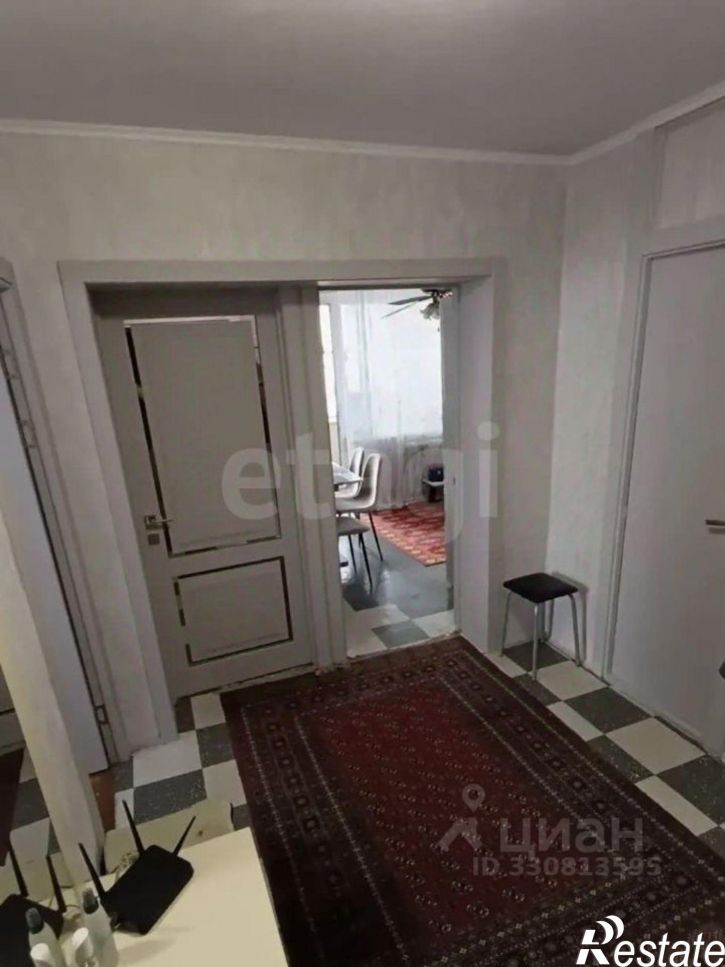 2-комн квартира улица Космонавтов, 20,  д. 20