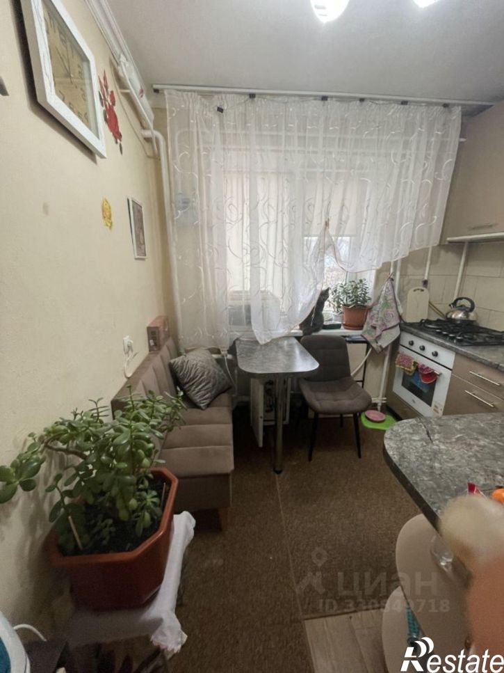 3-комн квартира ул Гагарина, 1,  д. 1