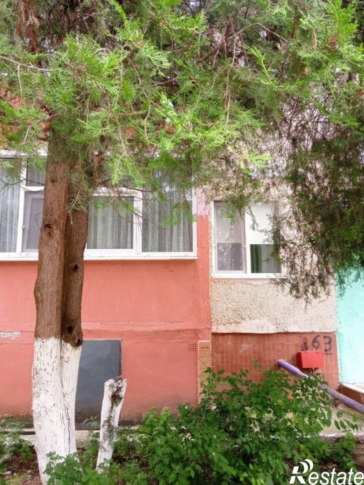 2-комн квартира 2-й микрорайон, 63,  д. 63