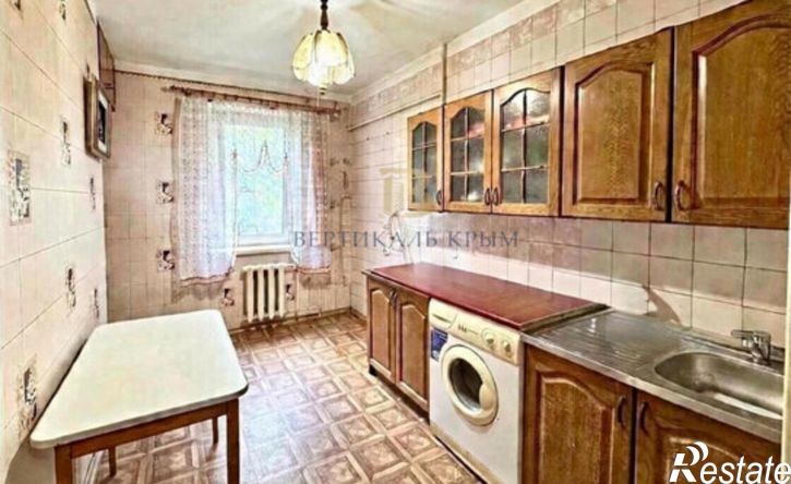 4-комн квартира Ялта, улица Тимирязева, 35