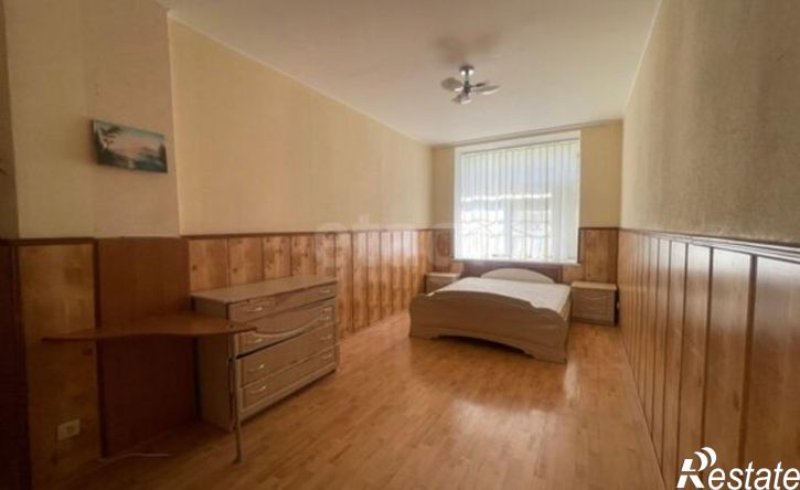 2-комн квартира Керчь, Парковая улица, 2