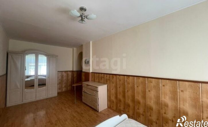 2-комн квартира Керчь, Парковая улица, 2