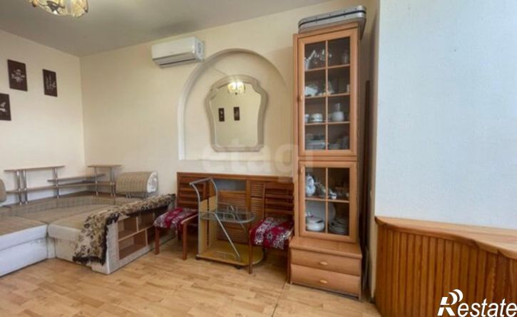 2-комн квартира Керчь, Парковая улица, 2