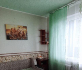 комната 68 кв м ул Хрусталева, 87