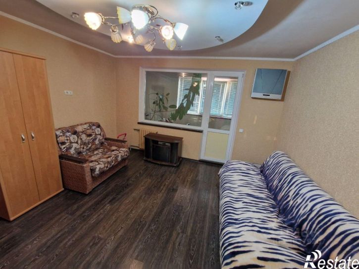 Комната пр-кт Героев Сталинграда, 35,  д. 35