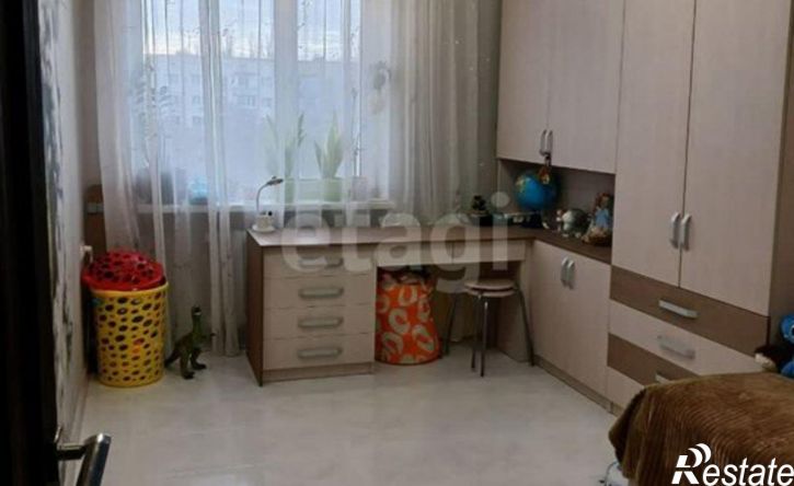 3-комн квартира 1-й микрорайон, 19,  д. 19