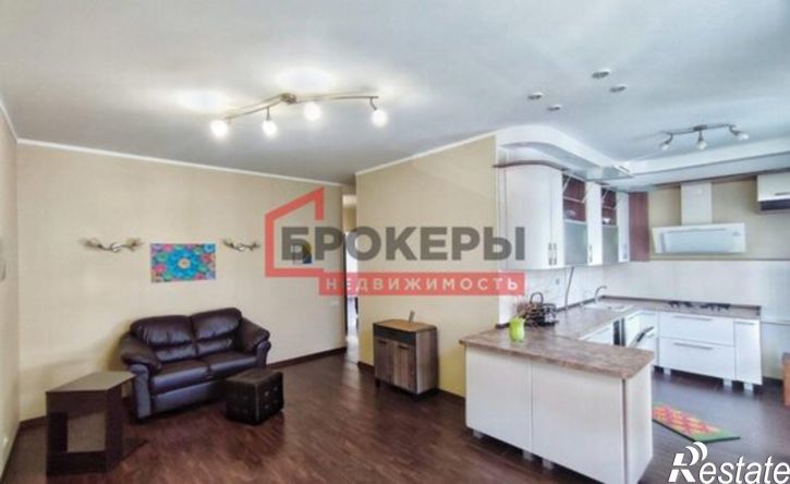 3-комн квартира Античный проспект, 8,  д. 8