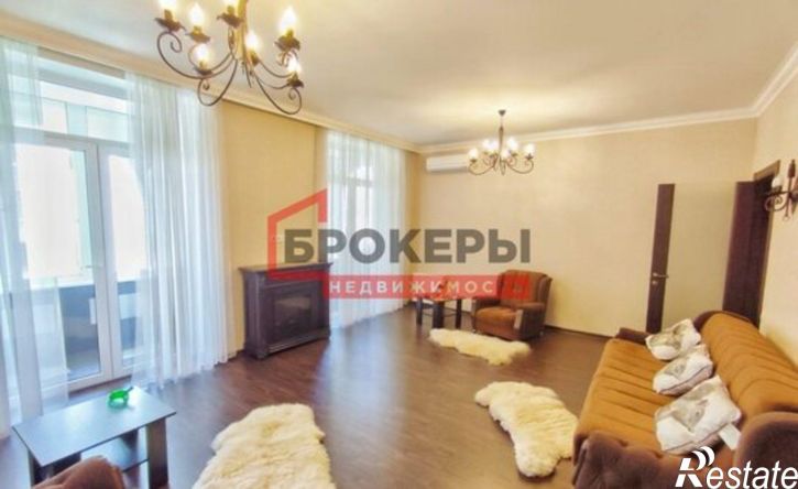 3-комн квартира Античный проспект, 8,  д. 8