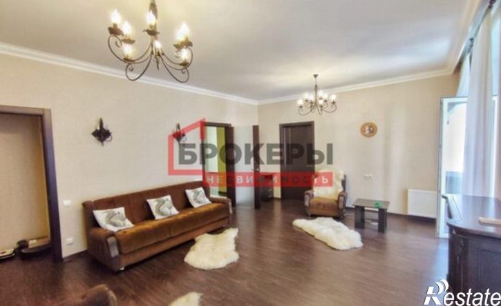 3-комн квартира Античный проспект, 8,  д. 8