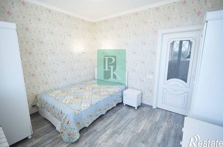 2-комн квартира улица Богданова, 33,  д. 33