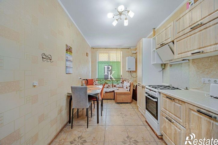 2-комн квартира ул Горпищенко, 143 7,  д. 143 7,  к. 7