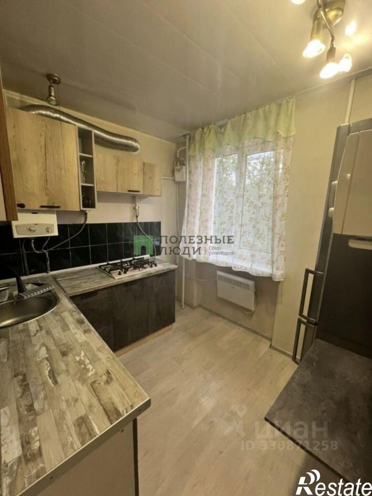 1-комн квартира ул Маршала Крылова, 11,  д. 11