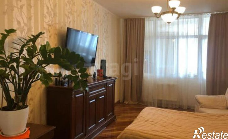 3-комн квартира улица Колобова, 22/3,  д. 22/3