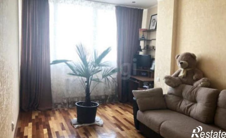 3-комн квартира улица Колобова, 22/3,  д. 22/3
