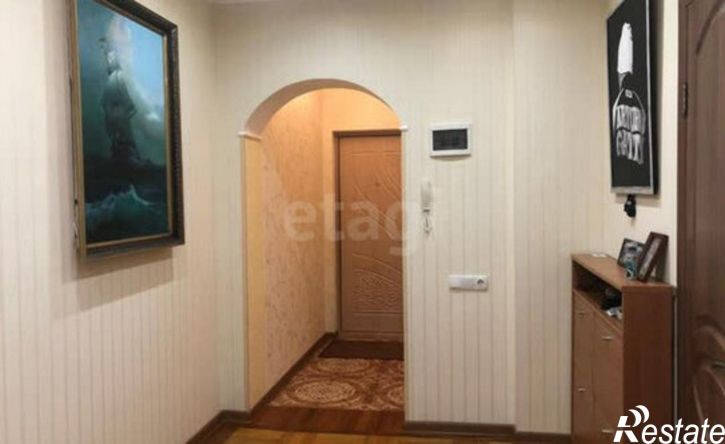 3-комн квартира улица Колобова, 22/3,  д. 22/3