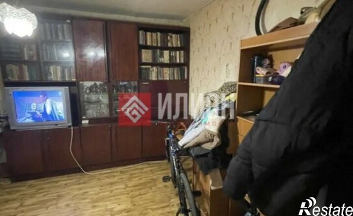 3-комн квартира ул Колобова, 23,  д. 23