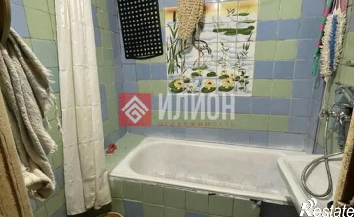 3-комн квартира ул Колобова, 23,  д. 23