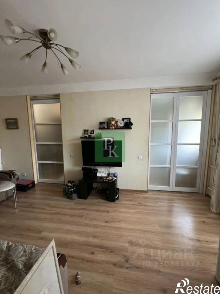3-комн квартира улица Ефремова, 14,  д. 14