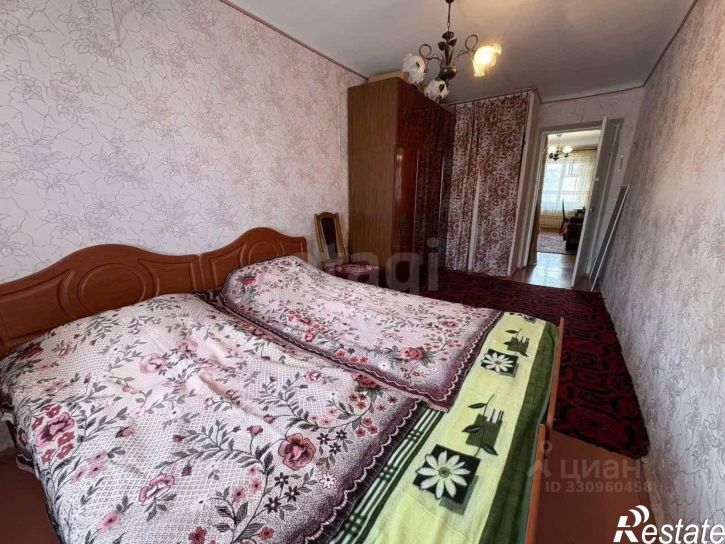 3-комн квартира улица Большевика Попова, 6,  д. 6