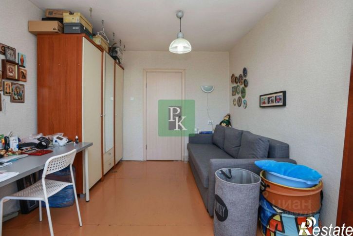 3-комн квартира ул Генерала Жидилова, 32,  д. 32