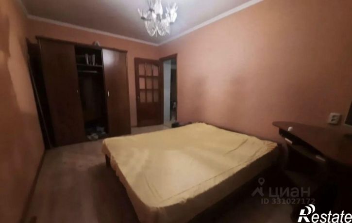 3-комн квартира ул Хрусталева, 79,  д. 79