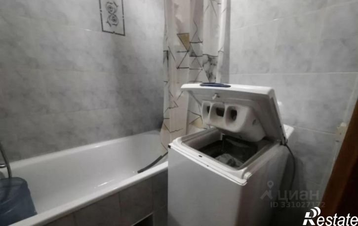 3-комн квартира ул Хрусталева, 79,  д. 79