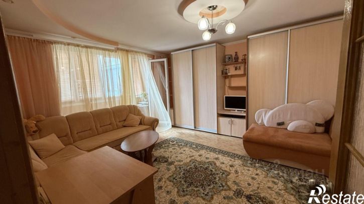 3-комн квартира ул Генерала Хрюкина, 8,  д. 8